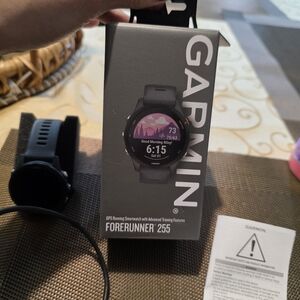 Garmin Forerunner 255 SkeightSmartwatch